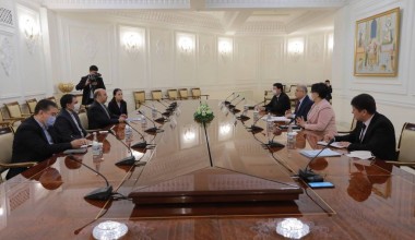 A.Saidov Parlament Assambleyasi Bosh kotibi Muxammad Rezo Majidiy bilan uchrashdi
