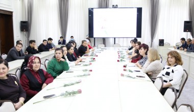 “Ayol borki, Olam munavvar!”