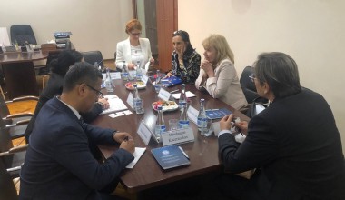 Омбудсман Европа Иттифоқининг Марказий Осиё бўйича махсус вакили билан учрашди