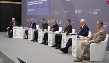 Akmal Saidov an’anaviy Peterburg xalqaro yuridik forumida ishtirok etdi