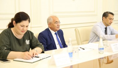 YUNISEFning xalqaro maslahatchisi Tomar Gotsadze bilan uchrashuv
