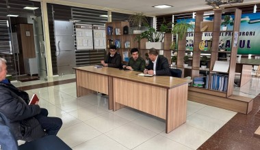 Оҳангаронда фуқаролар билан учрашув ва сайёр қабул  ўтказилди