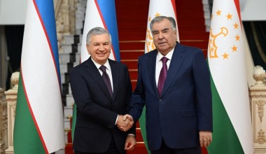 O‘zbekiston va Tojikiston Prezidentlari ikki tomonlama munosabatlarning dolzarb masalalarini ko‘rib chiqdilar