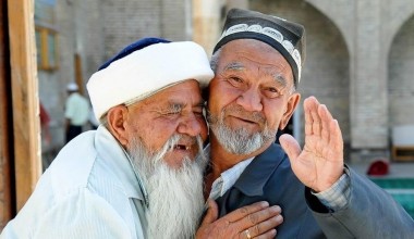 Ёши улуғларимизни эъзозлаш – халқимизга хос эзгу фазилат
