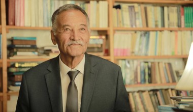 Ustoz – insonlarga yaxshilikdan taʼlim beruvchi zot