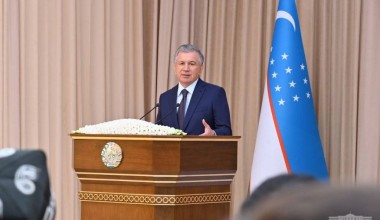 Prezident: Xalqchil Konstitutsiyani yaratish uchun shoshilmaslik kerak